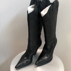 BCBGIRLS Black Butter Soft Shaft Leather Western Boot 8B / 38